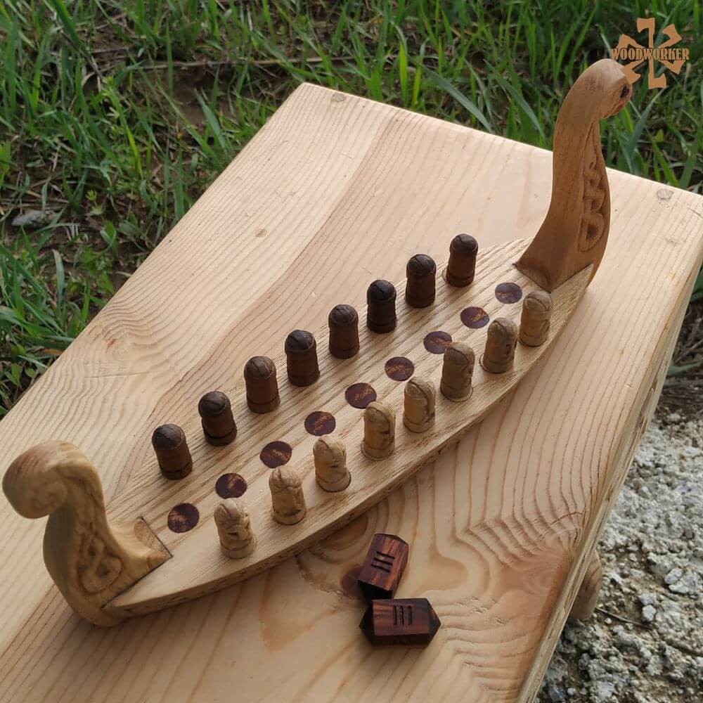 Daldos – Handmade Scandinavian Strategy Board Game