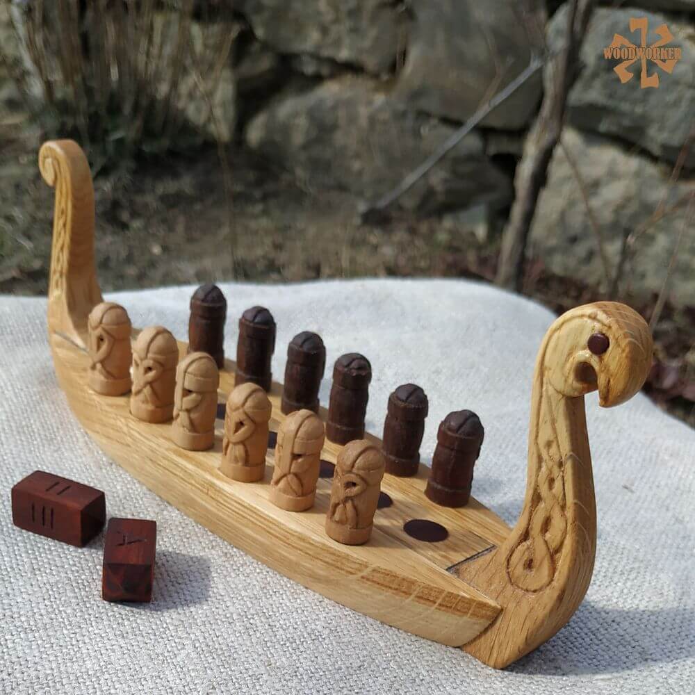 Daldos – Handmade Scandinavian Strategy Board Game