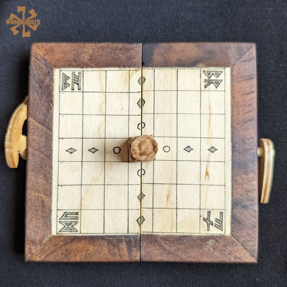 Brandubh – Handcrafted Mini Board Game