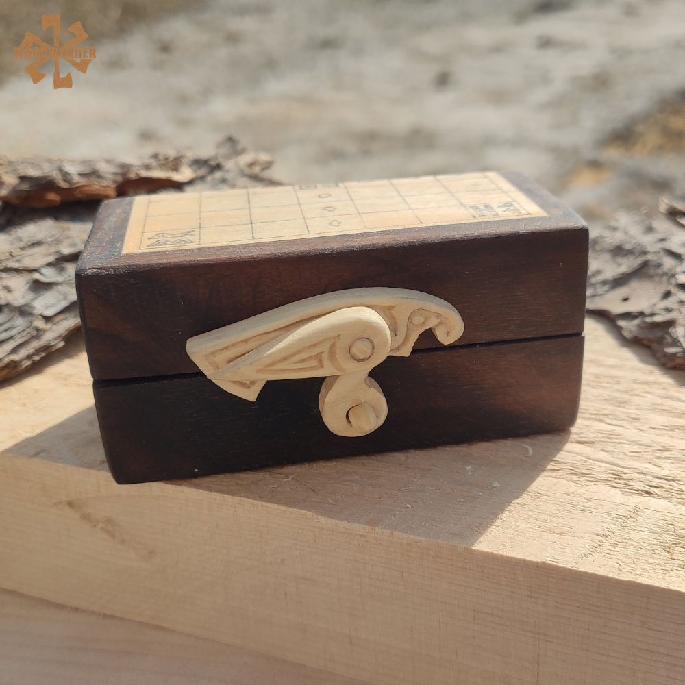 Brandubh – Handcrafted Mini Board Game