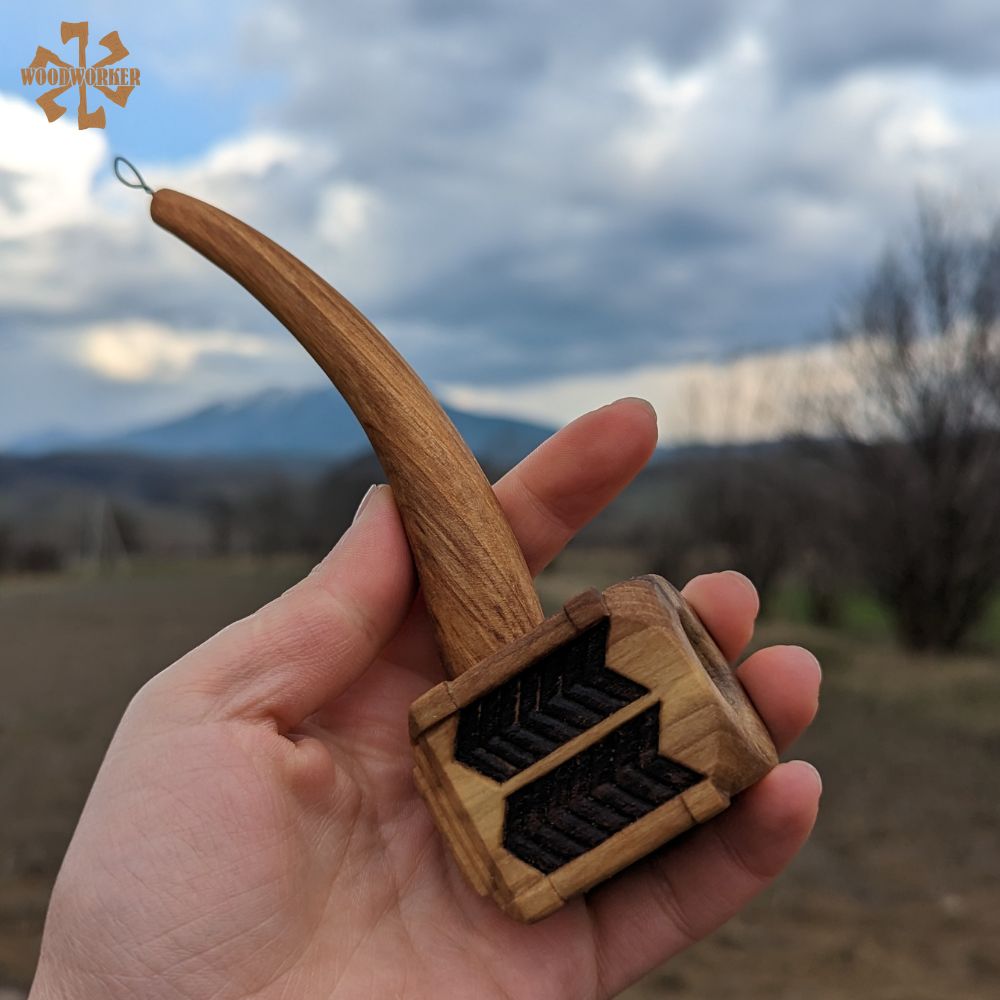 Thorin Oakenshield Pipe – Handmade Oak and Walnut Smoking Pipe